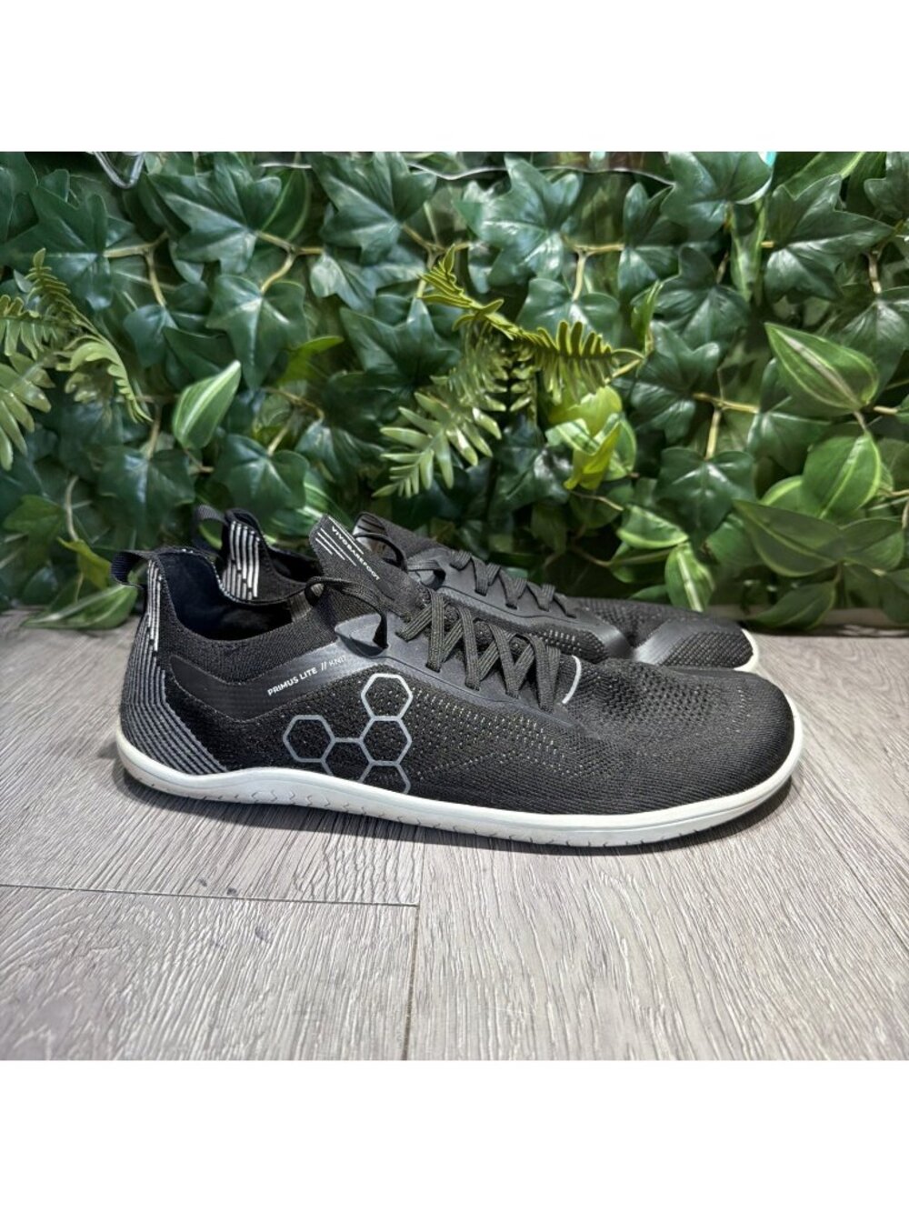 VIVOBarefoot Primus Lite Knit Men Black Textile Barefoot Sz 42  Shoe